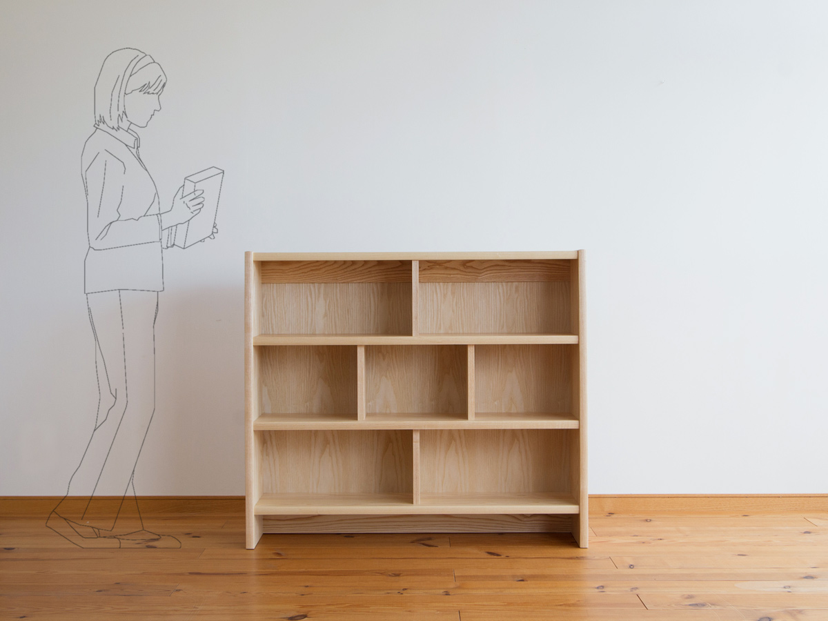 特注家具　ホワイトアッシュの本棚　高さ92cm