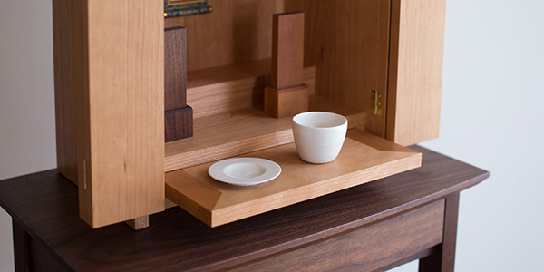 シンプルでコンパクトな仏壇