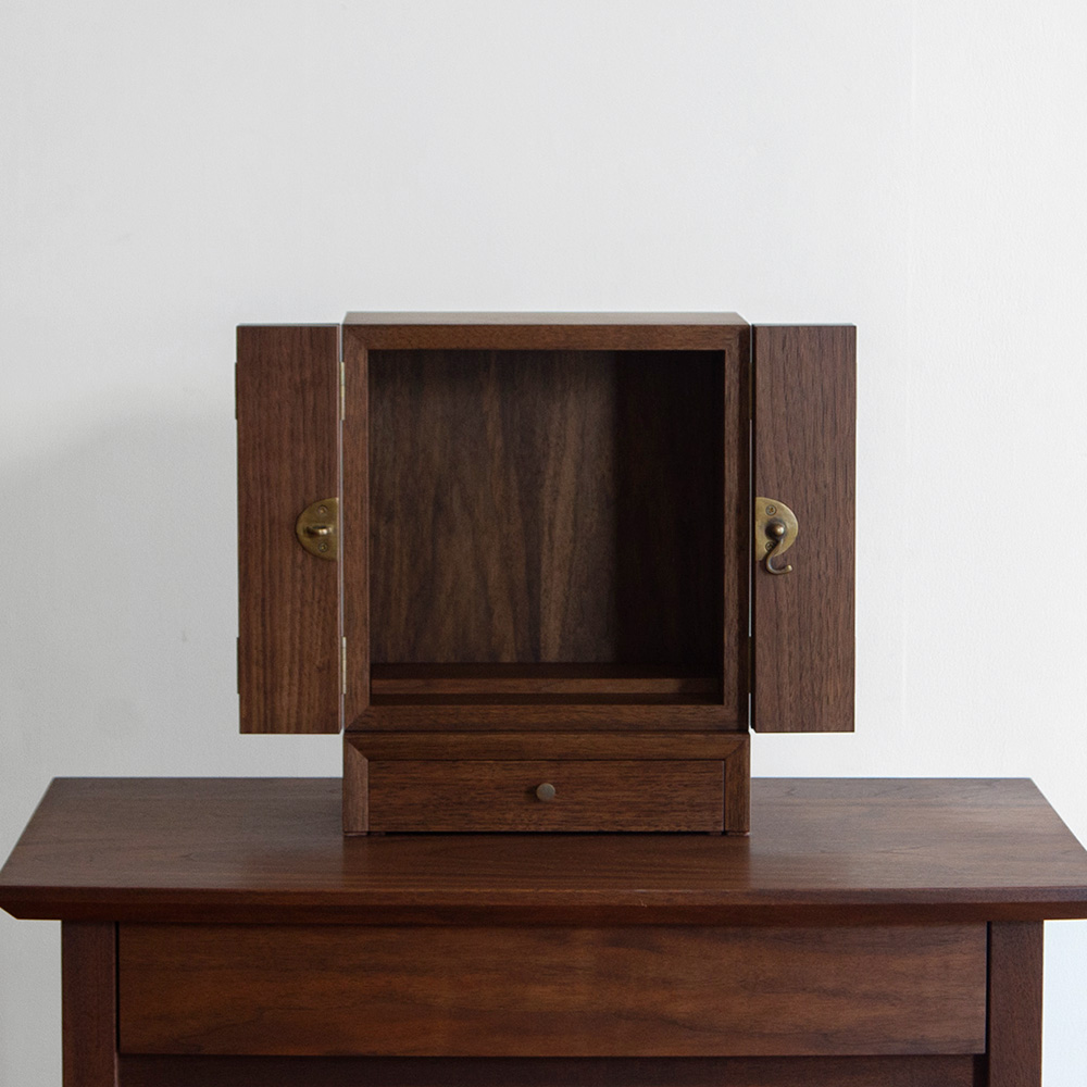 �������ăV���v���ȏ��^���d�@�~�j���d