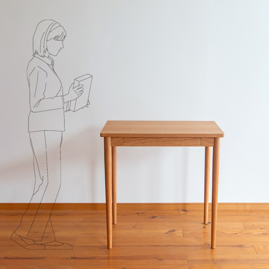 ����80cm�@�L�b�`���̃��[�N�f�X�N