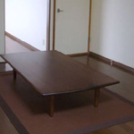 ウォールナット無垢材のローテーブル　160×90cm