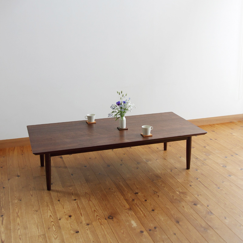 家具工房クラポ・ウォールナットのオーダーローテーブル（座卓） 無垢材・オイルフィニッシュのオーダー家具 T-112